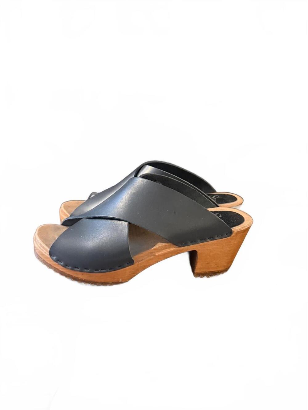 Sven Original Women's Black Leather Slip-On Sandals, Size 7.5, Wooden Heel